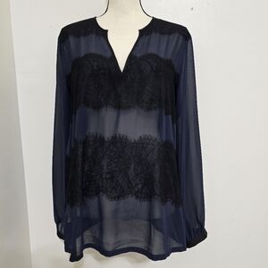 ANN‎ TAYLOR size Large Sheer Lace V Neck Flowing Lightweight Long Sleeve Blouse